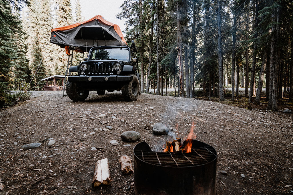 Mit Jeep und Dachzelt durch den Yukon