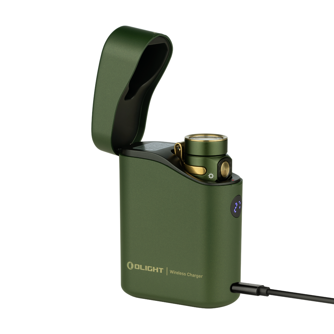 Olight Baton 4 Premium Edition - Leistungsstarke Mini-Taschenlampe mit Ladecase