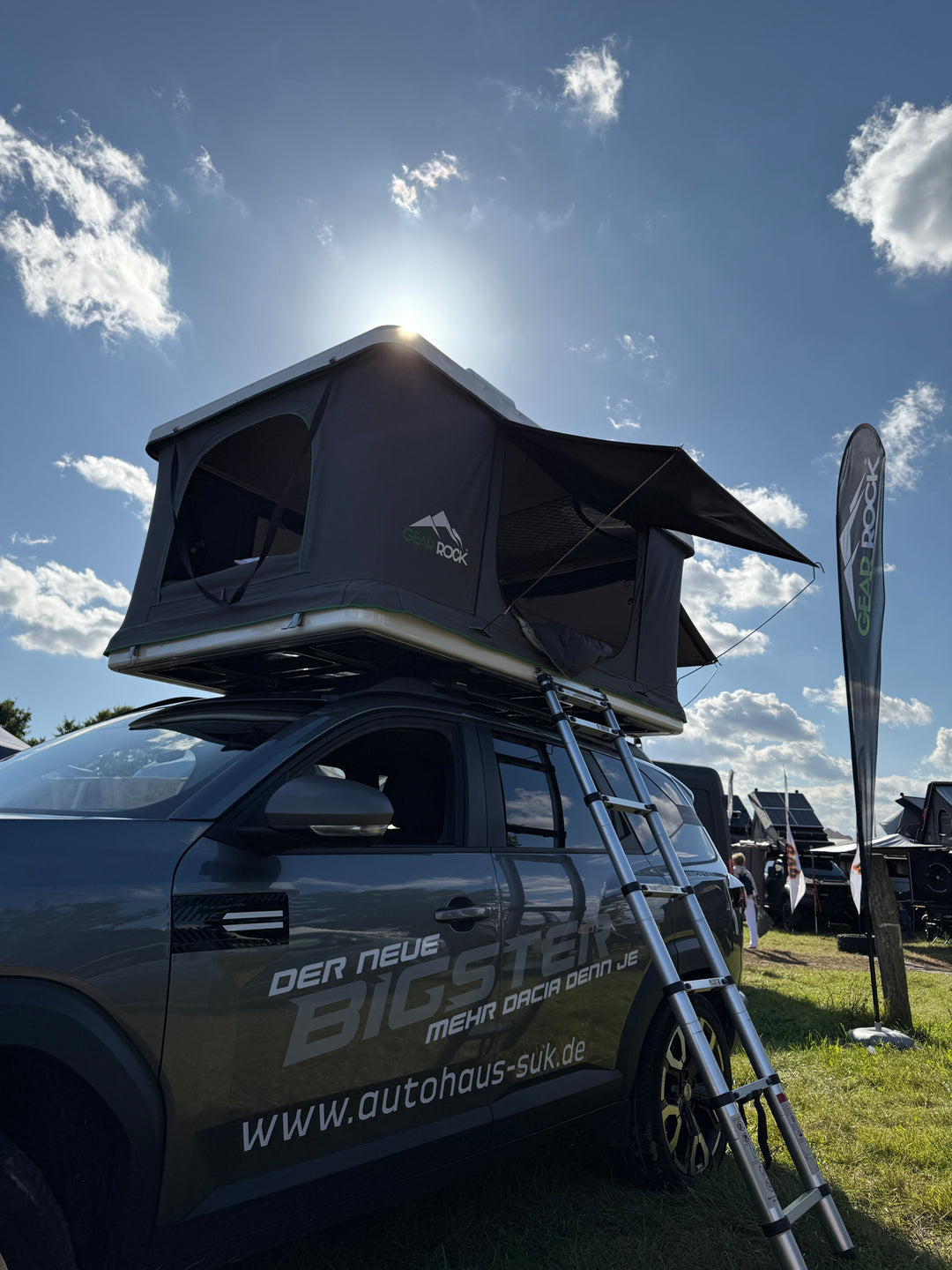 GEAR ROCK Kootenay exhibit (location Outdoor Lodge, 15741 Bestensee)