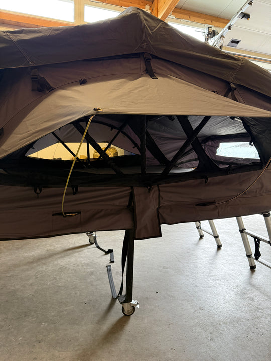 Abverkauf Saison 2025: Dachzelt GEAR ROCK Chilkat 220 (Ausstellungsstück)