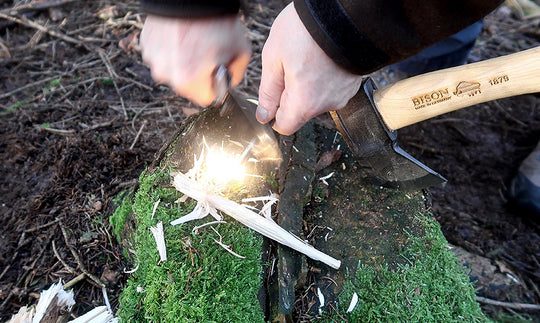 Bison 1879 trekking hatchet set