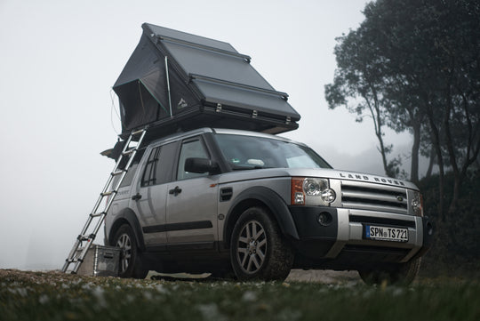 GEAR ROCK Revelstoke - hard shell roof tent