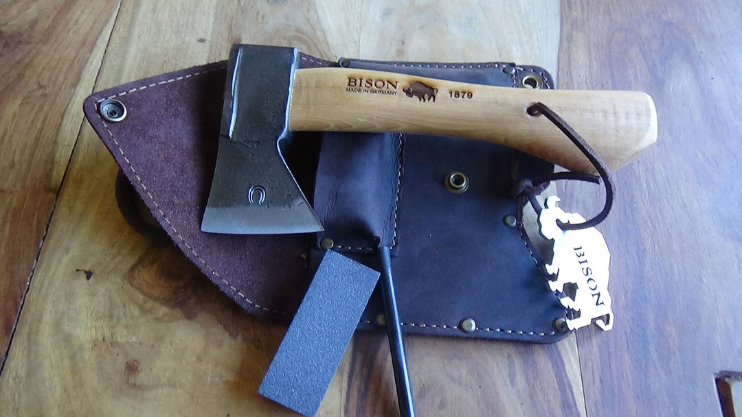 Bison 1879 trekking hatchet set