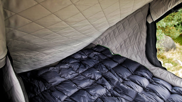 GEAR ROCK Revelstoke - hard shell roof tent