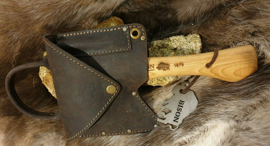 Bison 1879 trekking hatchet set